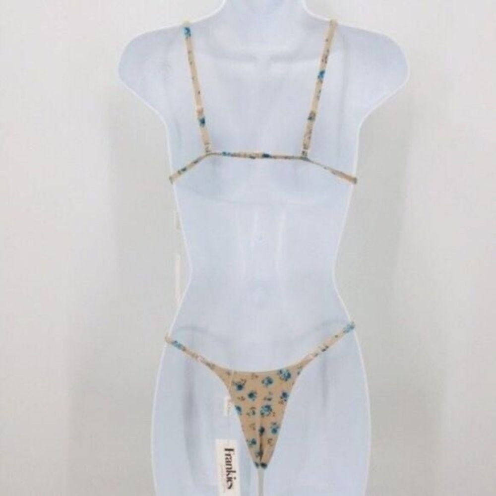 NWT Frankie’s Bikinis set blue roses top M bottom XS BoxA - Picture 5 of 6